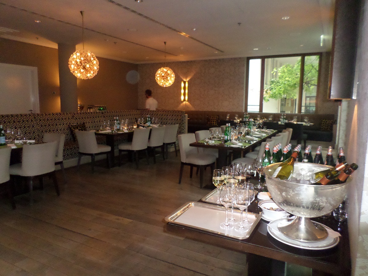 Name:  SAM_0884.JPG
Views: 23414
Size:  356.5 KB