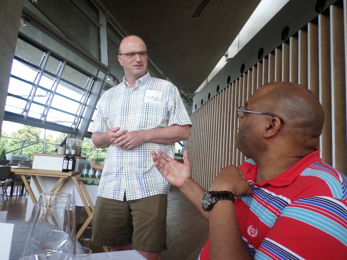 Name:  SAM_1101.JPG
Views: 19116
Size:  325.6 KB