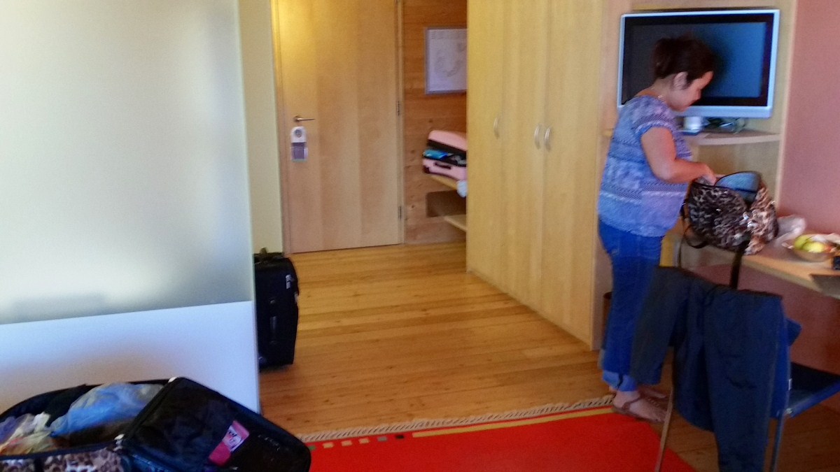 Name:  20140626_141904.jpg
Views: 17816
Size:  138.4 KB