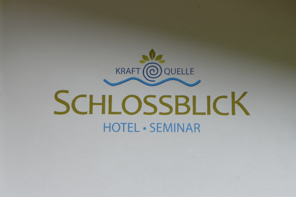 Name:  schloss Blick Hotel Kufstein   P1000990.jpg
Views: 1361
Size:  144.2 KB