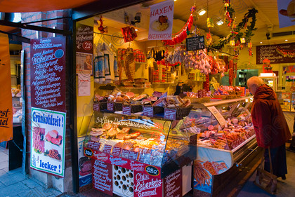 Name:  Munich butcher   _4_butcher-shop-meat-seller-m.jpg
Views: 2205
Size:  85.2 KB