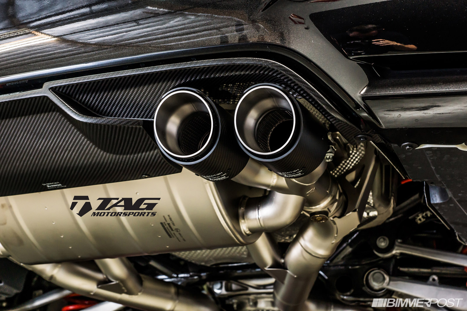 Name:  Akrapovic Exhaust Install-20.jpg
Views: 25884
Size:  395.8 KB