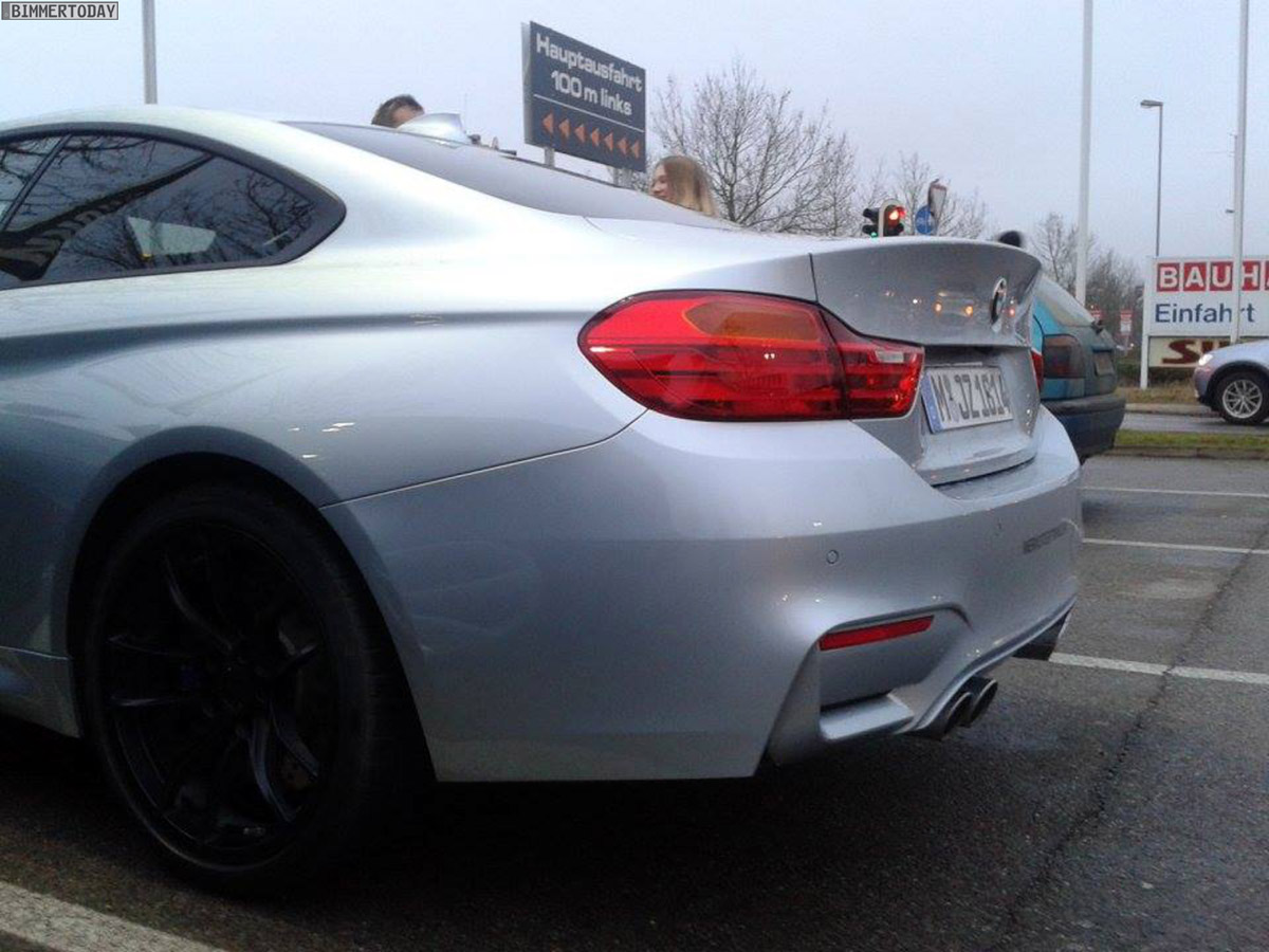 Name:  BMW-M4-Coupe-F82-LIVE-Spyshots-Silverstone-05.jpg
Views: 34436
Size:  210.3 KB