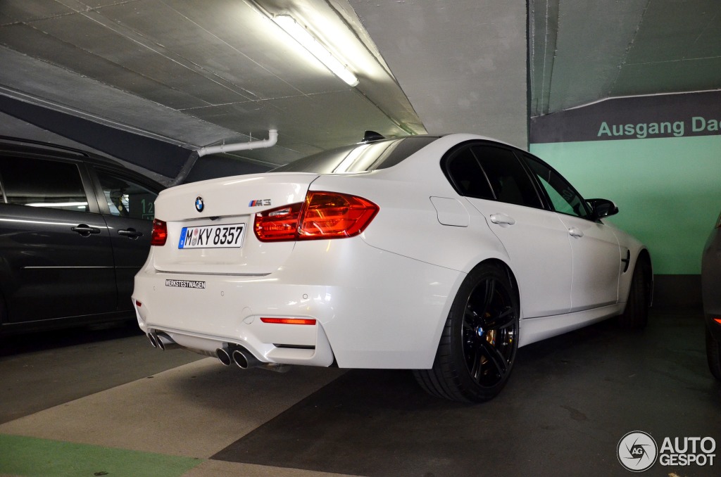 Name:  alpinewhite-m3sedan-3.jpg
Views: 32352
Size:  139.5 KB