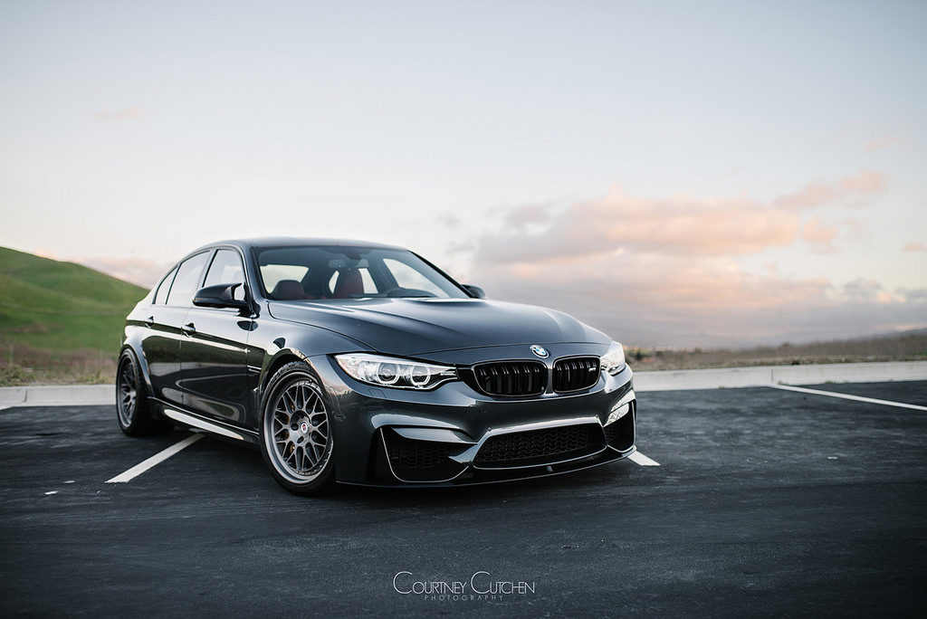 Name:  BMW-M3-with-HRE-Classic-300-Wheels-in-Brushed-Titanium-1.jpg
Views: 9559
Size:  166.4 KB