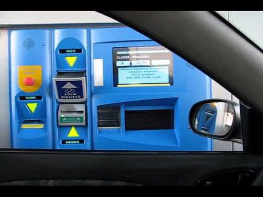 Name:  Italian Autostrada toll booth.jpg
Views: 4324
Size:  82.6 KB