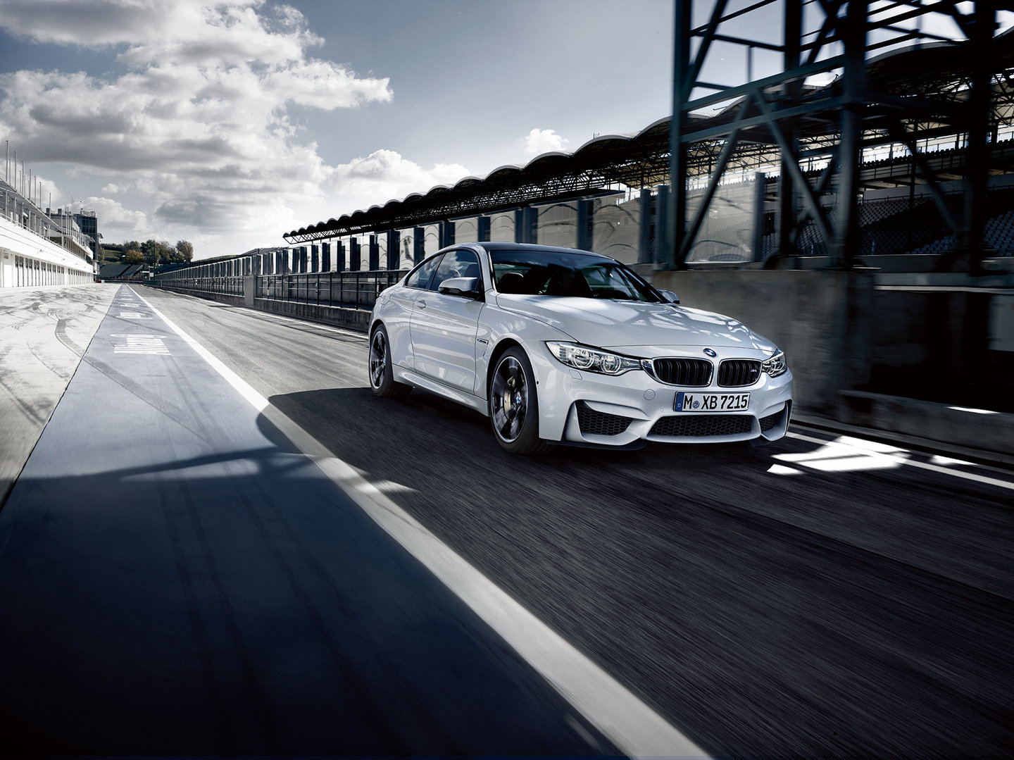 Name:  white-bmw-m4-1.jpg
Views: 23150
Size:  299.6 KB