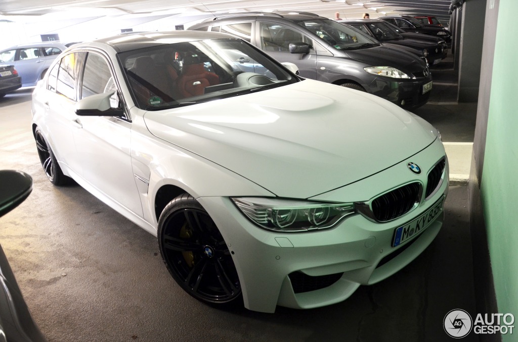 Name:  alpinewhite-m3sedan-2.jpg
Views: 31127
Size:  165.9 KB