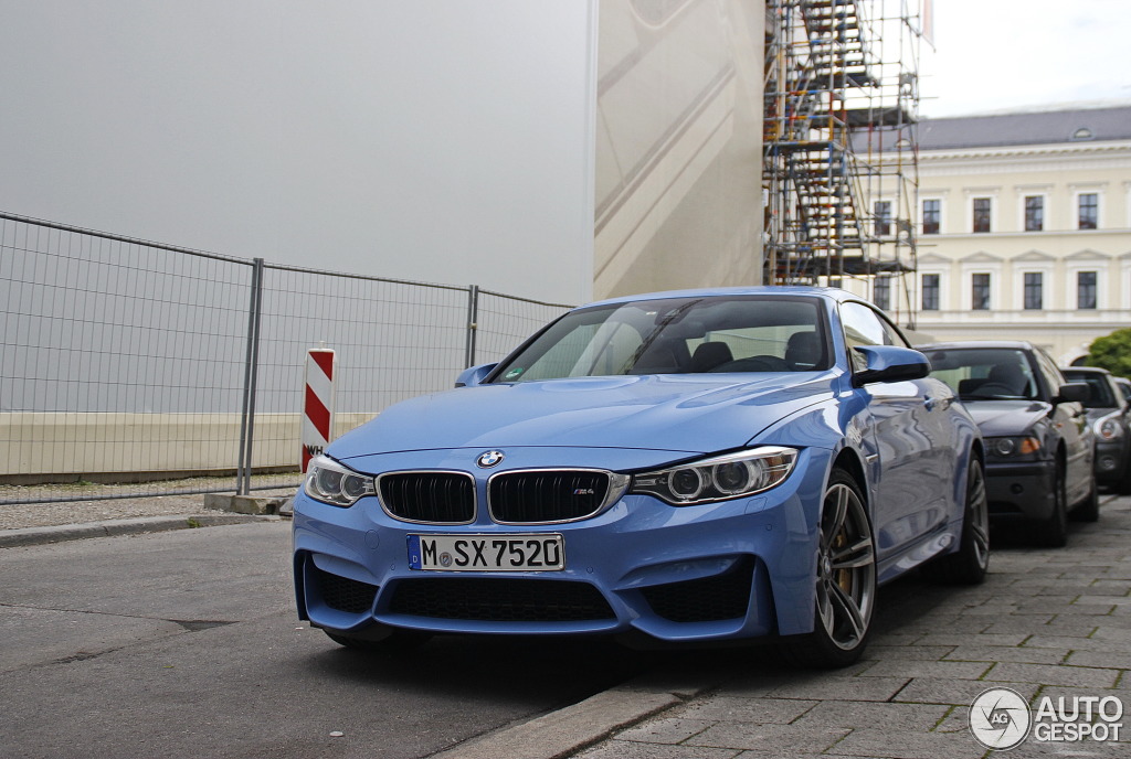 Name:  yasmarinablue-m4-convertible2.jpg
Views: 12147
Size:  192.9 KB