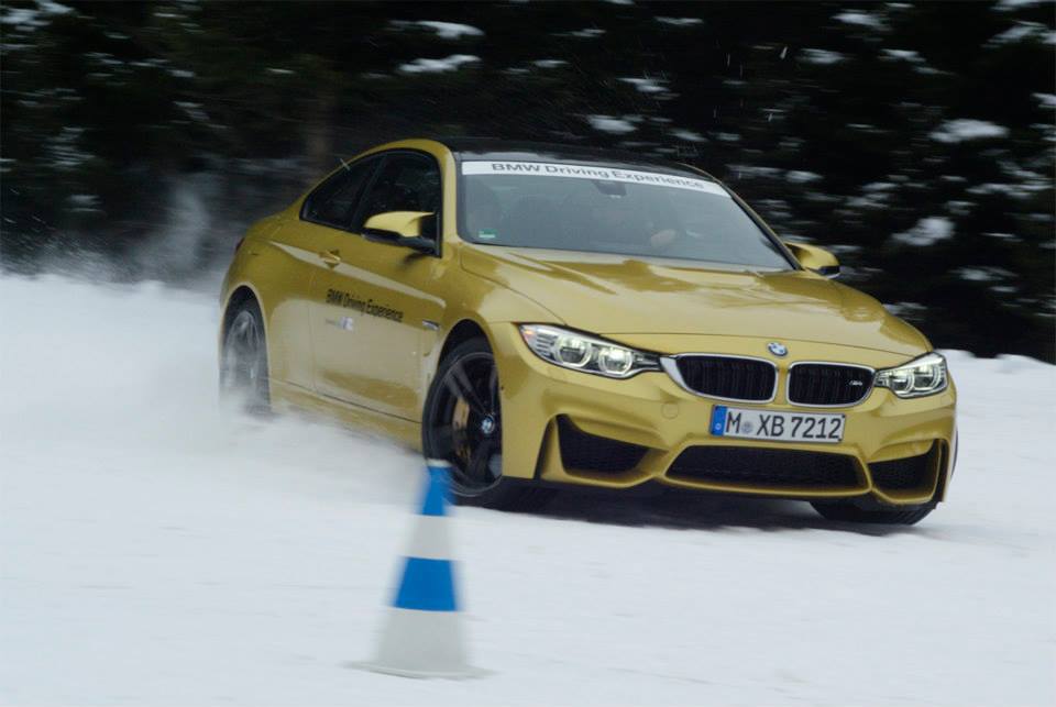 Name:  2015-bmw-m4-playing-in-the-snow-photo-gallery_11.jpg
Views: 1335
Size:  47.9 KB