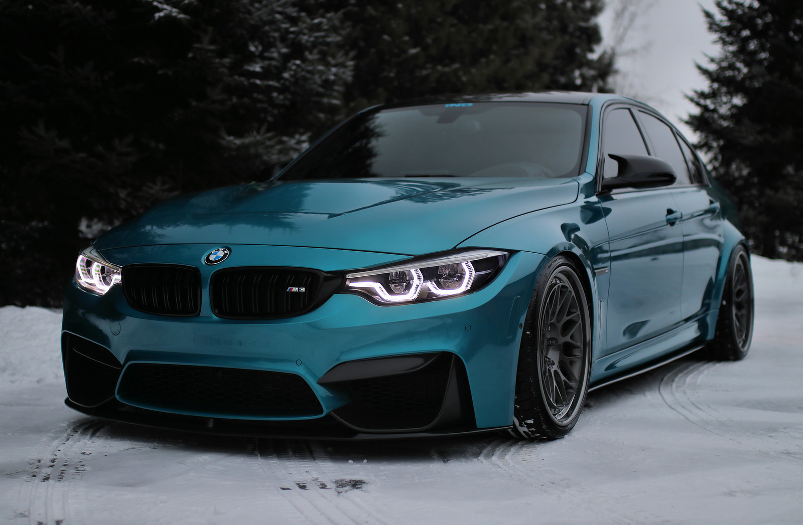 Name:  dubsesd-f80m3-atlantis-blue-8.jpg
Views: 30174
Size:  376.6 KB