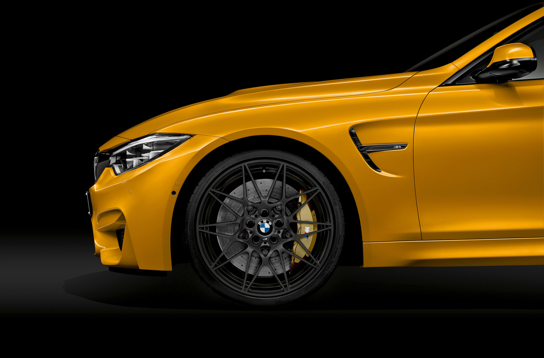 Name:  P90293979_highRes_bmw-m4-convertible-3.jpg
Views: 11547
Size:  256.6 KB