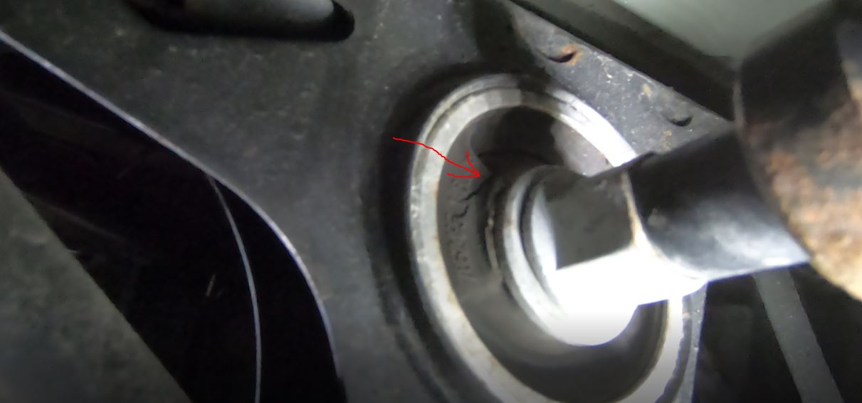 Name:  Cracked bushing.JPG
Views: 4552
Size:  56.1 KB