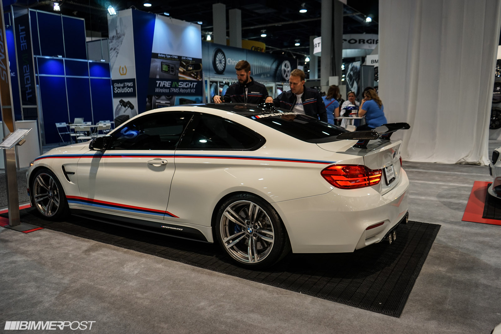 BMW M Performance Carbon Fiber Flow Through